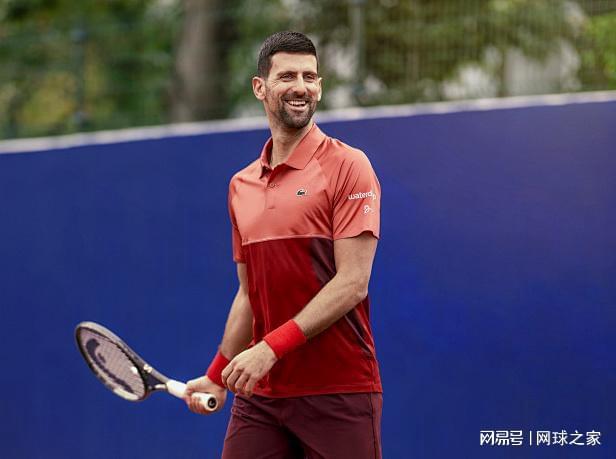 【图册】我国团队年纪第二小选手 14岁许渼荟重剑摘金