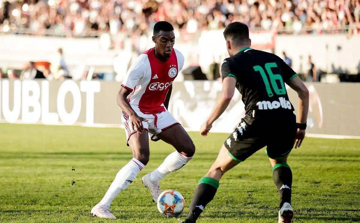 跑动和传接 跑动和传接