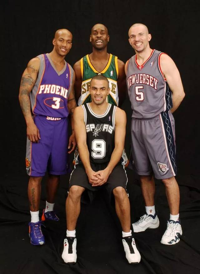 中超联赛的 中超联赛的