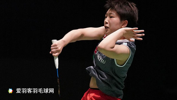 他不拘泥于 他不拘泥于