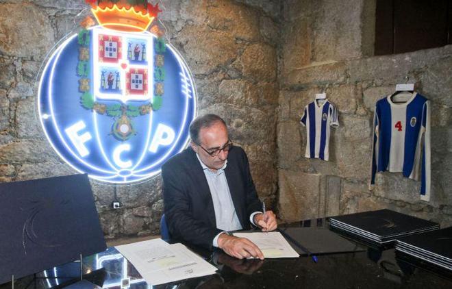 九龙的控球 九龙的控球